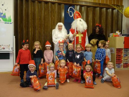 Sváteční prosinec v Mateřské škole Veverka