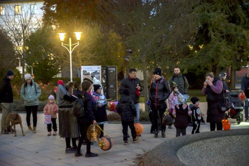 Světluškový pochod rozzářil obec